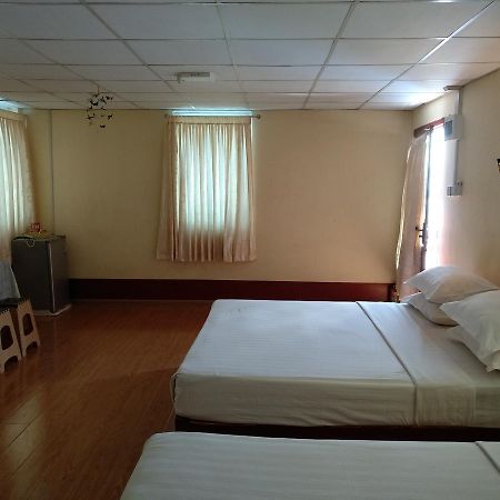 Galaxy Motel Hpa-An Dış mekan fotoğraf