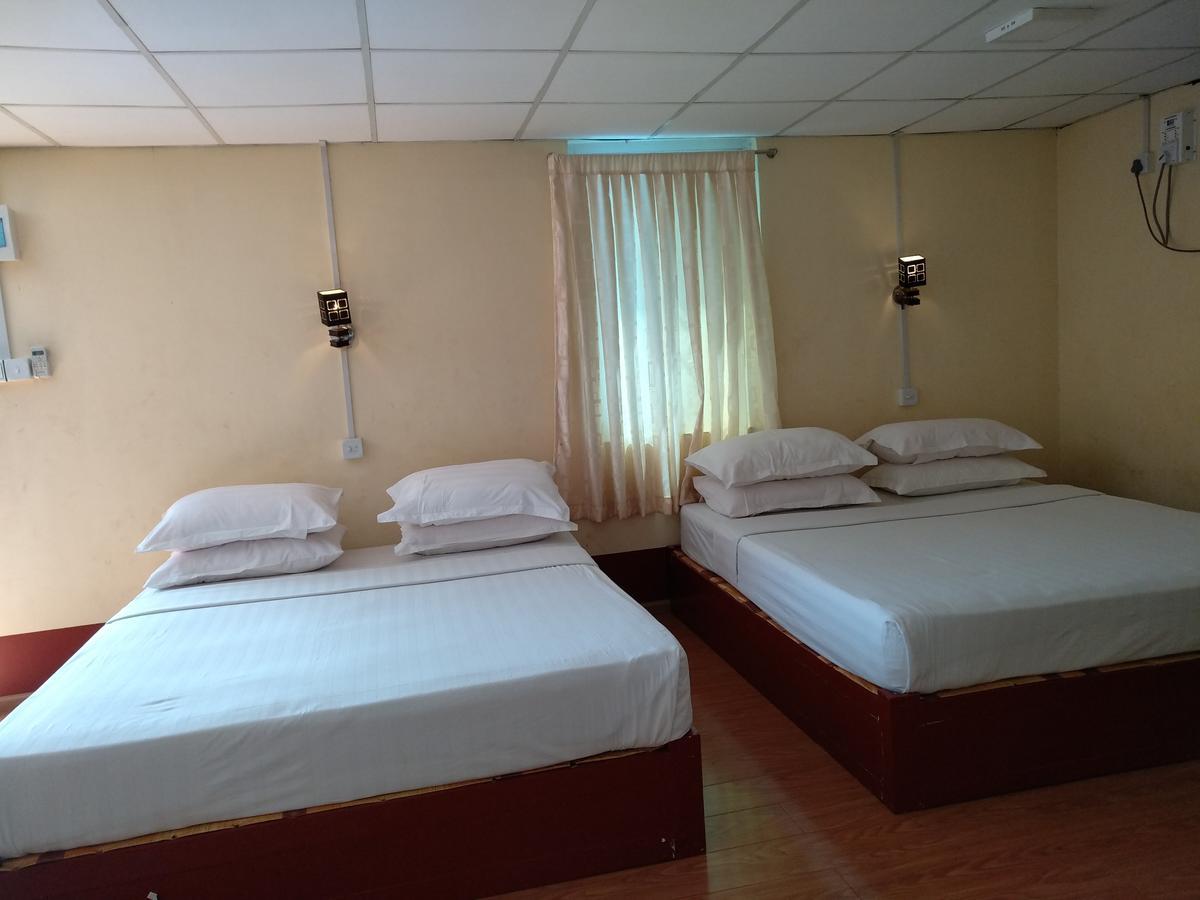 Galaxy Motel Hpa-An Dış mekan fotoğraf