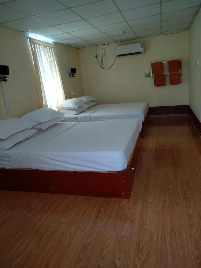 Galaxy Motel Hpa-An Dış mekan fotoğraf