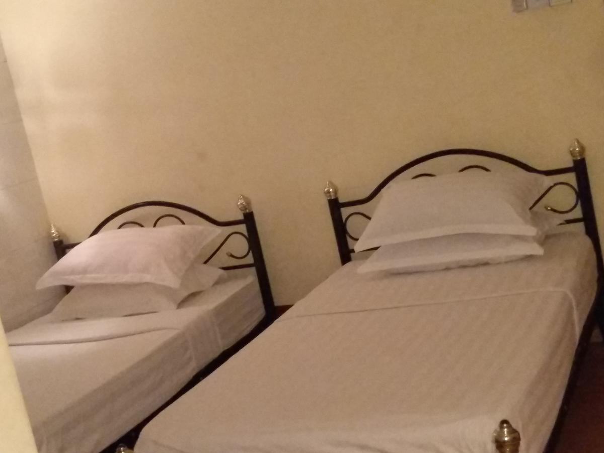 Galaxy Motel Hpa-An Dış mekan fotoğraf