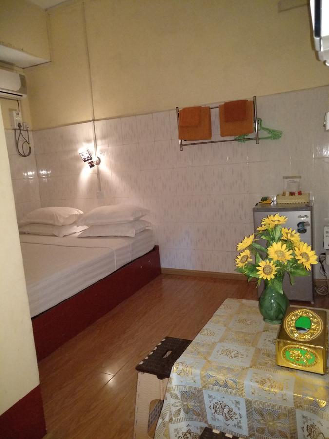 Galaxy Motel Hpa-An Dış mekan fotoğraf